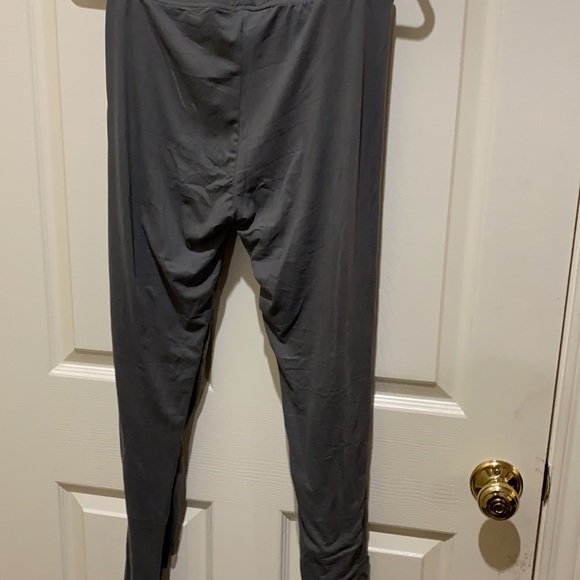 RAG. Ripped Legging - Picture 2 of 4